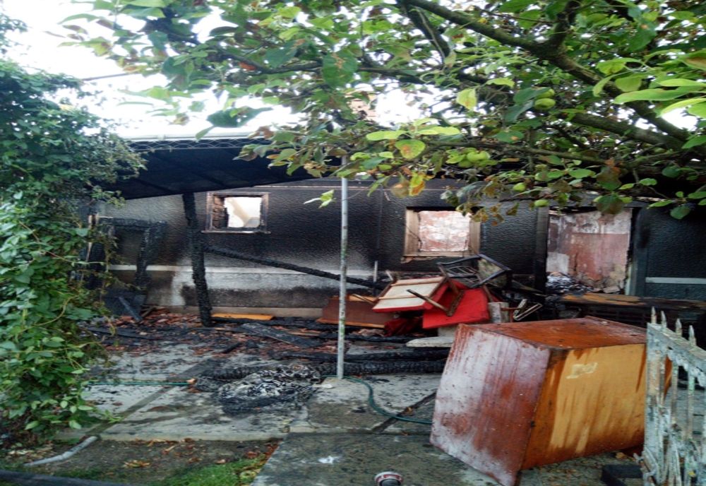 FOTO | Două case distruse de un incendiu în localitatea Urca