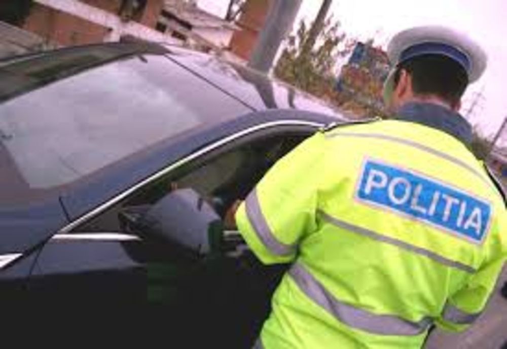 Acţiuni ale poliţiştilor, pe cele mai periculoase şosele din Cluj, pentru prevenirea accidentelor rutiere
