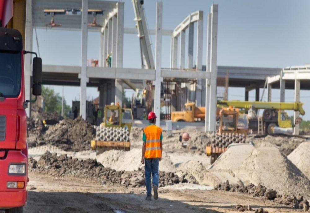 TOP 10: Cine conduce piața construcțiilor din România?