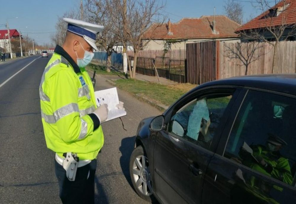 Opt dosare penale întocmite de poliţişti pentru infracţiuni la regimul circulaţiei rutiere