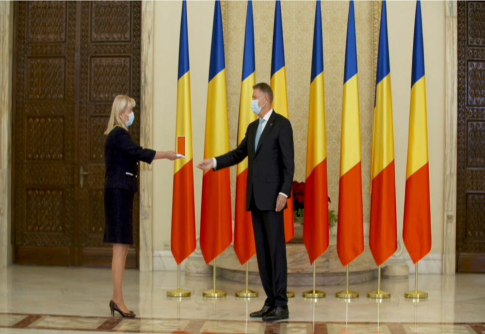 UMF „Iuliu Hațieganu“ a fost decorată de președintele Klaus Iohannis cu Ordinul „Meritul Sanitar“ în grad de Cavaler