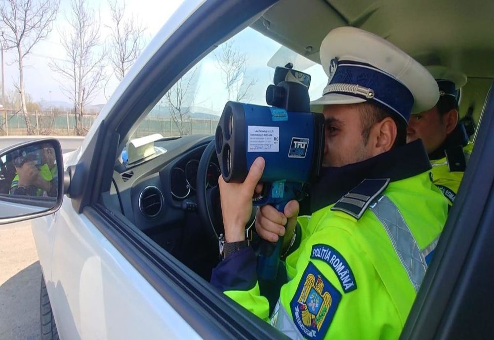 Acţiune în comun a poliţiştilor din Sălaj şi Cluj! 64 de şoferi au rămas fără permise