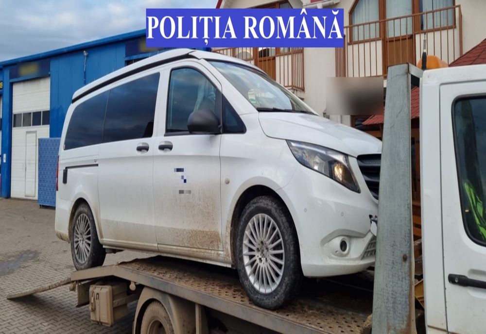 Maşină de 70.000 de euro furată în Germania şi găsită în Huedin! La volan se afla un bărbat din China (FOTO)