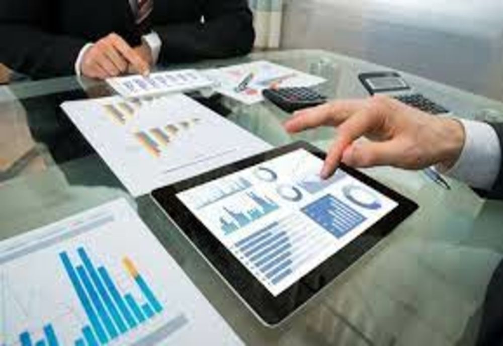 Ministerul Finanţelor majorează cu peste 10 miliarde lei plafonul total al garanţiilor care pot fi acordate prin Programul IMM Invest Plus