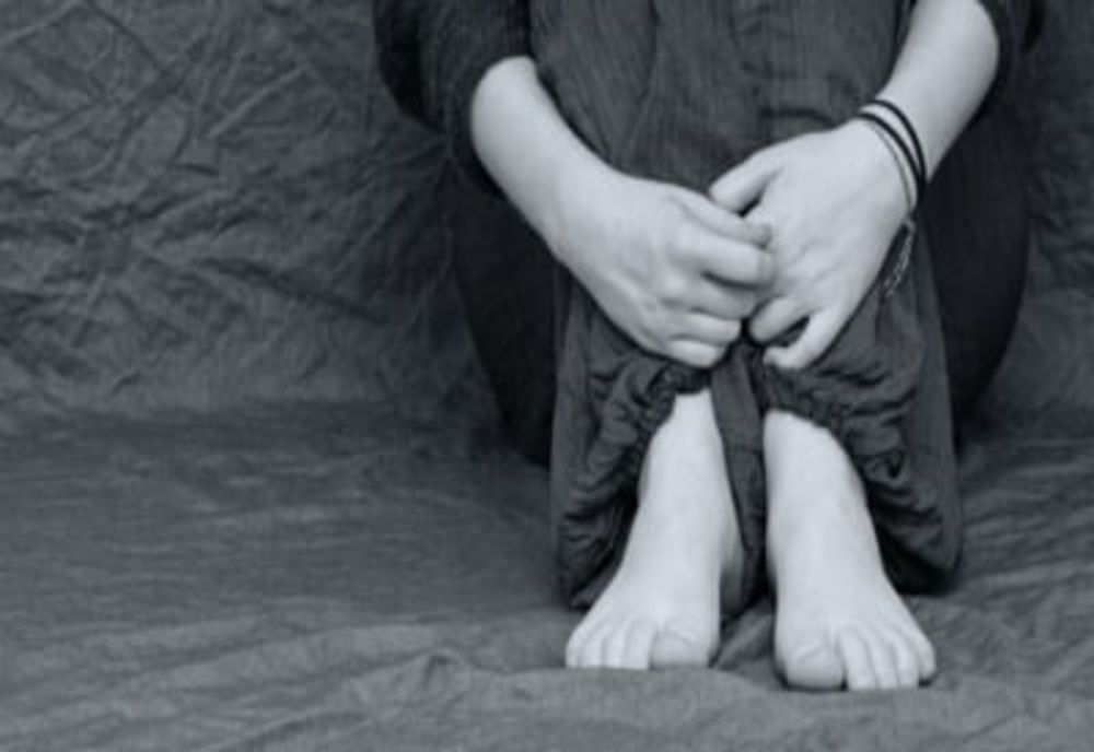 Huedin: Elevi condamnați pentru bullying! Au legat un coleg de scaun și l-au machiat, în timpul unei pauze