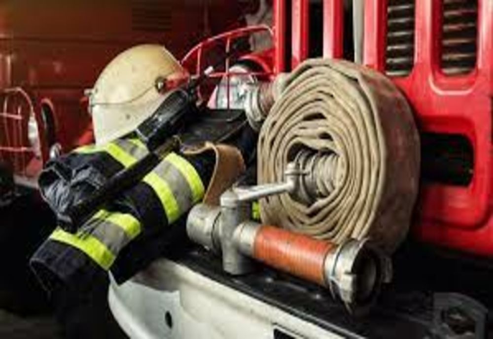 Incendiu într-un bloc din Cluj-Napoca! 12 persoane au fost evacuate