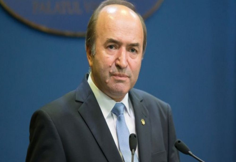 CCR AR PUTEA BLOCA CANDIDATURA LUI CĂLIN GEORGESCU, AVERTIZEAZĂ TUDOREL TOADER
