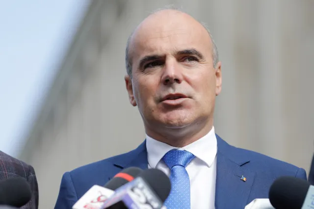 Rareș Bogdan: Nu putem să abandonăm 1.100 de primari PNL pentru un public progresist USR-SENS de maxim 15-20%