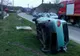 FOTO | Accident cu două mașini în Petrești! Una s-a răsturnat