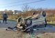 FOTO| Accident în județul Cluj! O mamă și fiica ei au scăpat ca prin minune după ce s-au răsturnat cu mașina 
