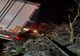 FOTO | Accident în Izvoru Crișului! Soferul unui TIR a ajuns la spital