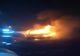 FOTO | Accident urmat de un incendiu în judeţul Cluj! O maşină s-a făcut scrum